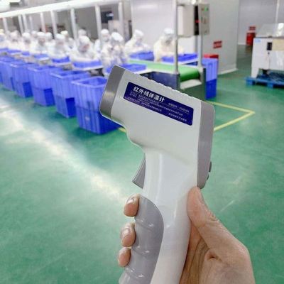 الإشعاع الحر 32 مجموعات ترمومتر الجبهة الرقمي بالأشعة تحت الحمراء